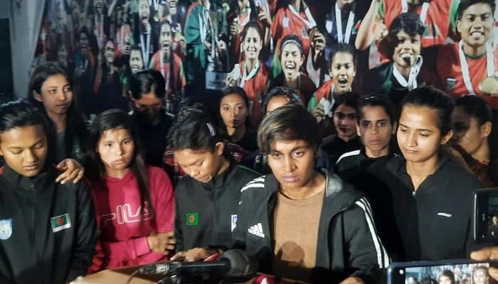 Rebel women footballers set to return to training