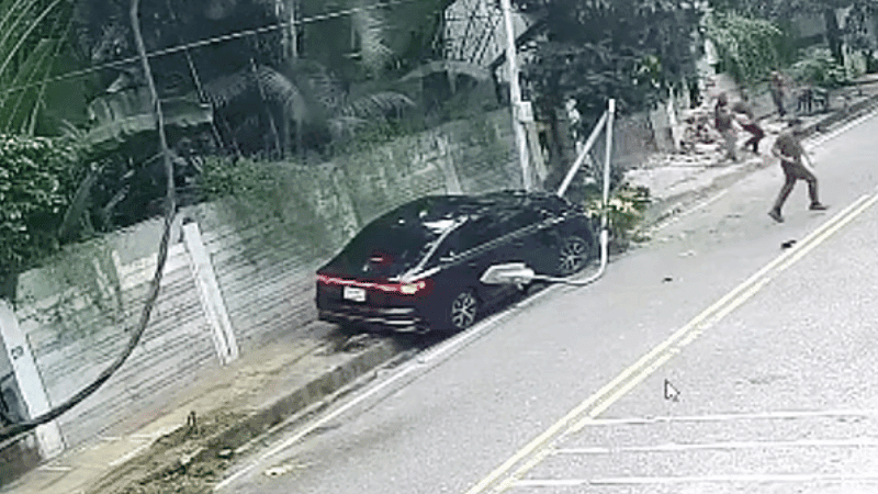 Worker dies after being run over by car in Baridhara: Another person named as accused in case despite teenager in driver’s seat