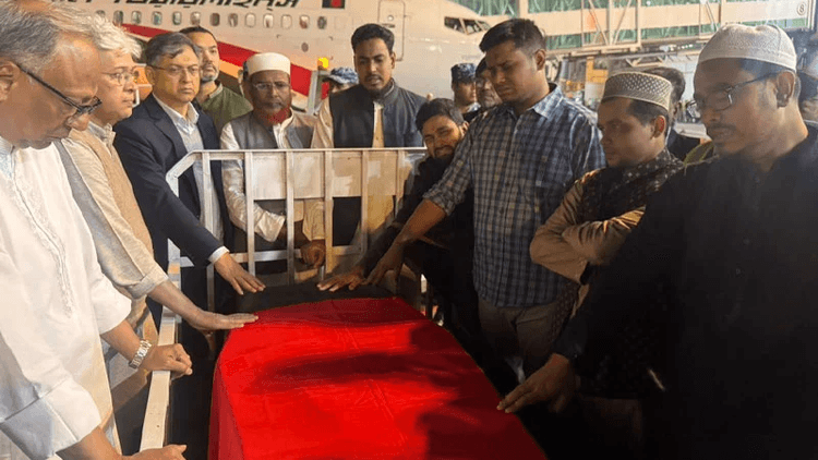 Osman Hadi’s body arrives in Dhaka 
