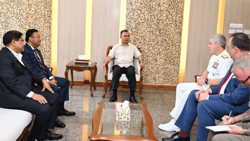 US Pacific Fleet commander meets PM, praises Bangladesh's UN peacekeeping role