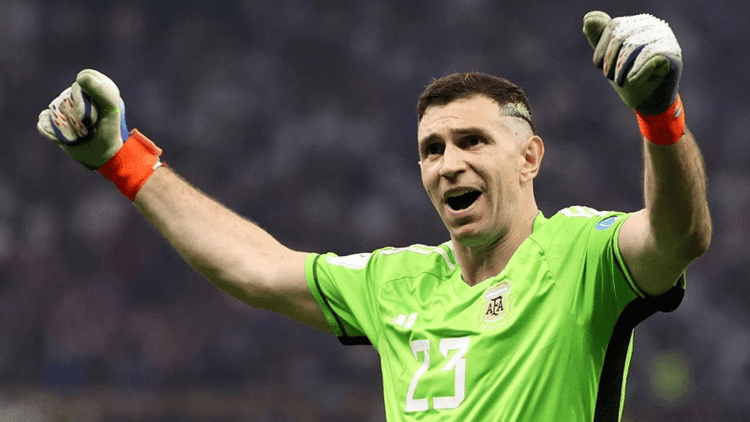 Chelsea open talks to sign Emiliano Martinez