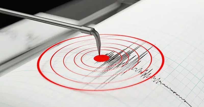 6.2-magnitude earthquake jolts Japan