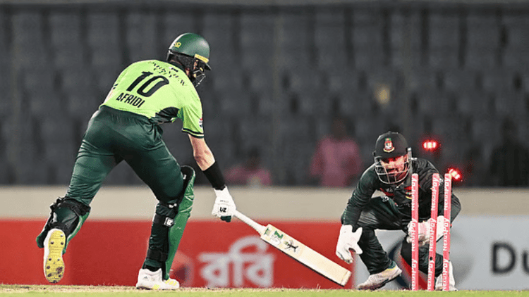 PCB alleges Bangladesh took review after watching replay in big screen