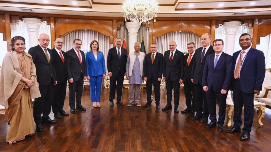 Chief Adviser meets with Turkish and Commonwealth observer teams