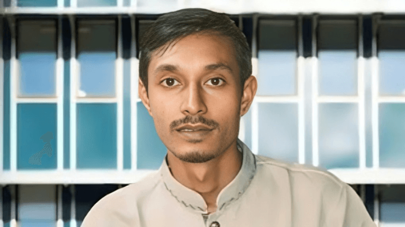 Saddam released on bail, visits graves of wife and child