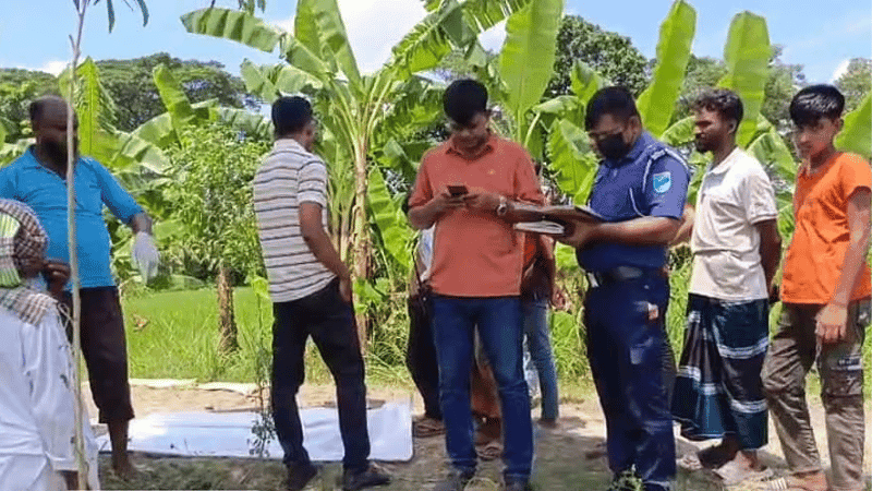 3 sacks found at tree base, 6 body parts recovered