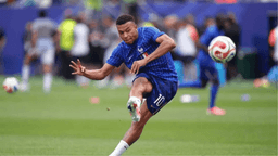 France-Iraq match resumes after two-hour delay