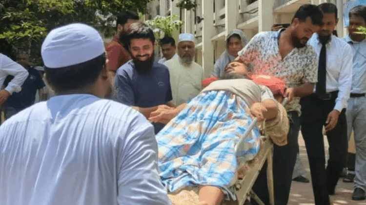 Accused surrenders in Dhaka Court on stretcher from Magura