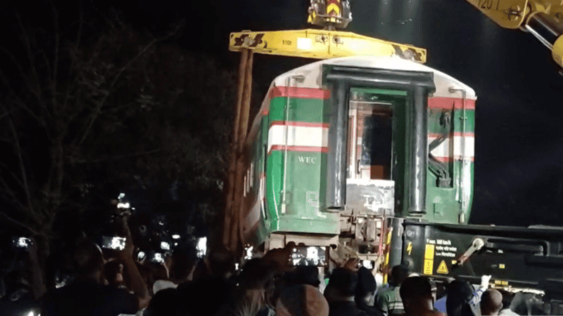 Rescue operation begins seven hours after Nil Sagar Express derailment