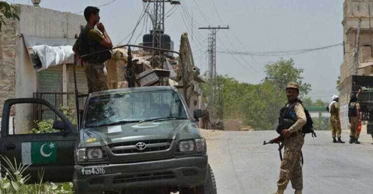 18 Pakistani soldiers, 23 rebels killed in fierce armed attack