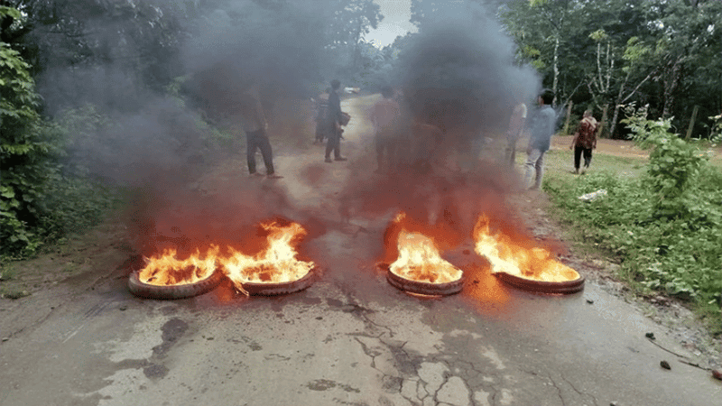 Indefinite road blockade in Sajek, tourists stranded