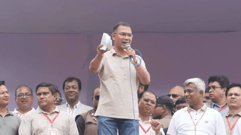 PM announces ‘LPG Card’ scheme for women to ease cooking burden