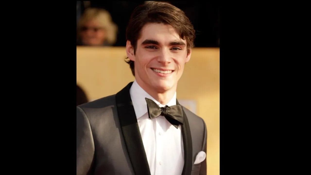 ‘Breaking Bad’ actor RJ Mitte dies at 34