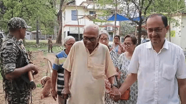 Record voter turnout in West Bengal polls, Mamata calls it “positive sign”