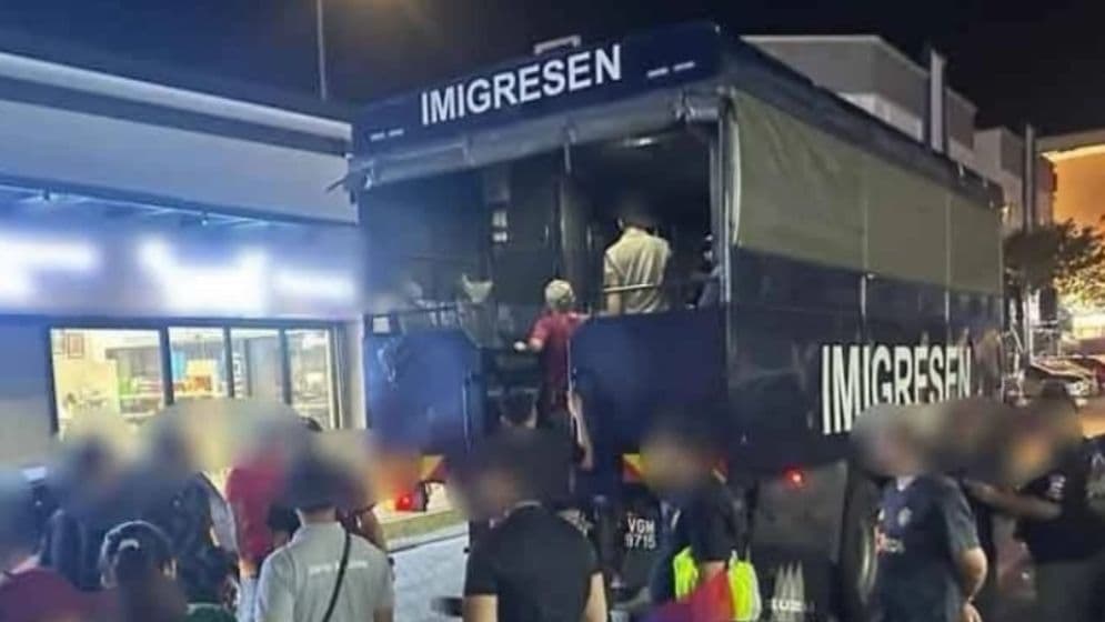 Bangladeshis among 62 undocumented migrants detained in Malaysia