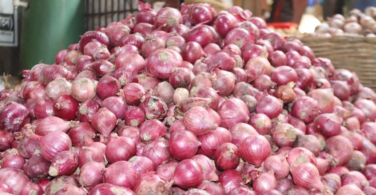 39, 000 MT onion to be imported from India