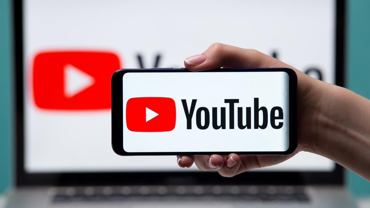 YouTube experimenting with red, blue, and green video feeds