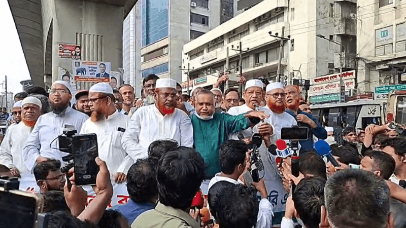 If needed, we will bend our fingers to get the butter: Taher